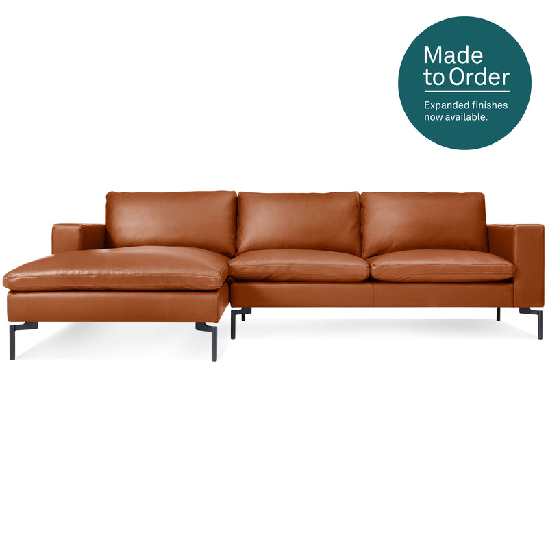 New Standard Sofa with Chaise en Toffee Leather