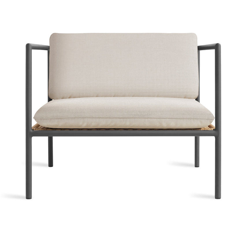 Dog Days Outdoor Lounge Chair in Sunbrella Linen
