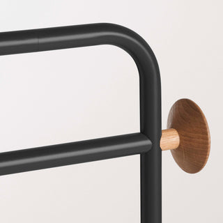 Garden Party Garment Rack en Oblivion - ángulo 6