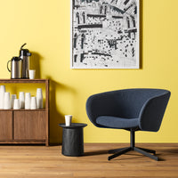 Coco Low Side Table en Black-Stained Acacia - ángulo 3