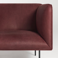 Dandy Lounge Chair en Oxblood Leather - ángulo 9