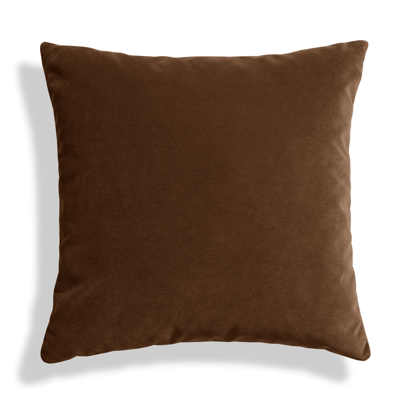 Signal 20" Square Pillow en Coffee Velvet