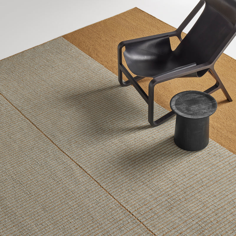 Light Between Rug in Toffee