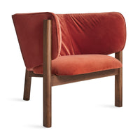 All In Lounge Chair en Tomato Velvet - ángulo 4