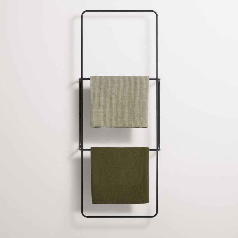 Aside Storage Ladder in Oblivion - Angle 2