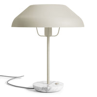 Beau Table Lamp en Putty - ángulo 1