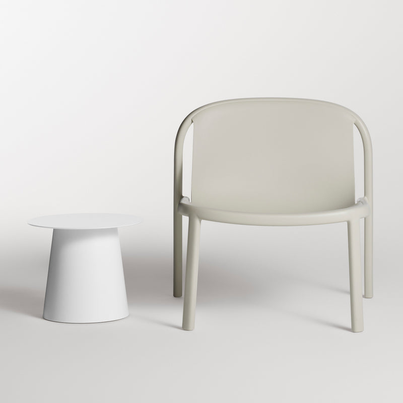 Circula Low Cocktail Table in White - Angle 2