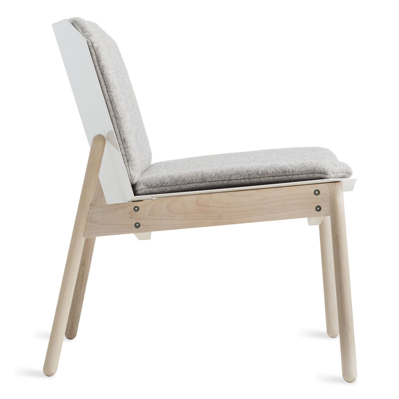 Cat&#39;s Pajamas Lounge Chair in Color Mix 1