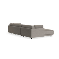 Sunday Small Sofa with Chaise en Sanford Black - ángulo 5