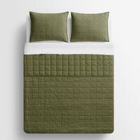 Ester Linen Quilt Set in Loden Green - Angle 8