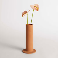 Flange Medium Vessel in Terracotta - Angle 4