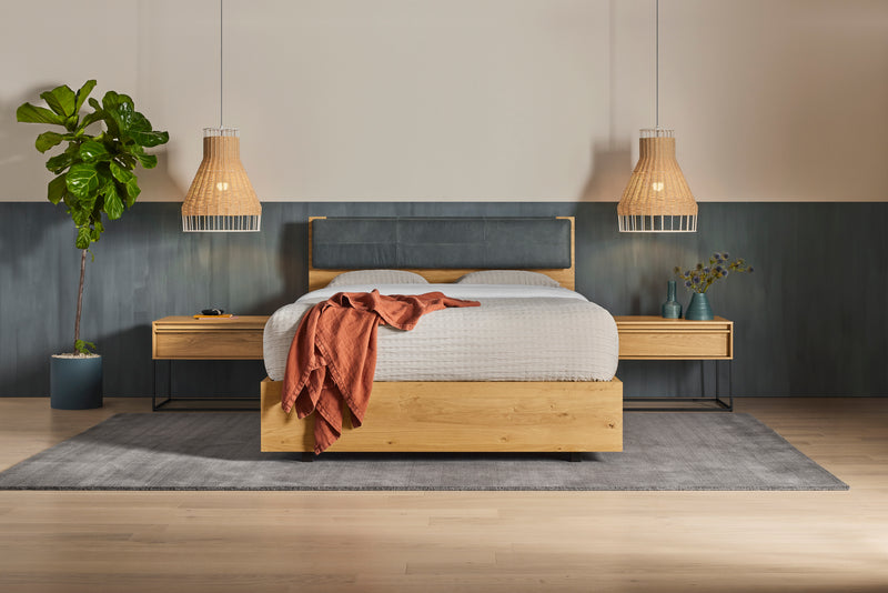 Homecoming Storage Bed en King