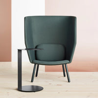 Hedge High Back Lounge Chair en Digit Charcoal - ángulo 2