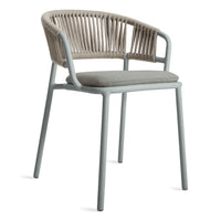 Mate Outdoor Chair en Toohey Breezy Blue - ángulo 3