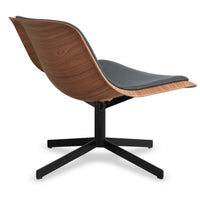 Nonesuch Swivel Upholstered Lounge Chair en Walnut / Ink Leather - ángulo 4
