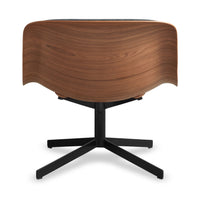 Nonesuch Swivel Upholstered Lounge Chair en Walnut / Ink Leather - ángulo 5