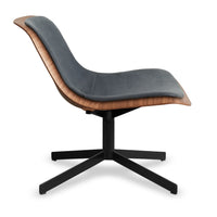 Nonesuch Swivel Upholstered Lounge Chair en Walnut / Ink Leather - ángulo 3