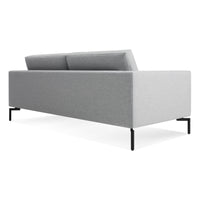 New Standard Small Sofa en Maharam Mode in Intaglio - ángulo 4