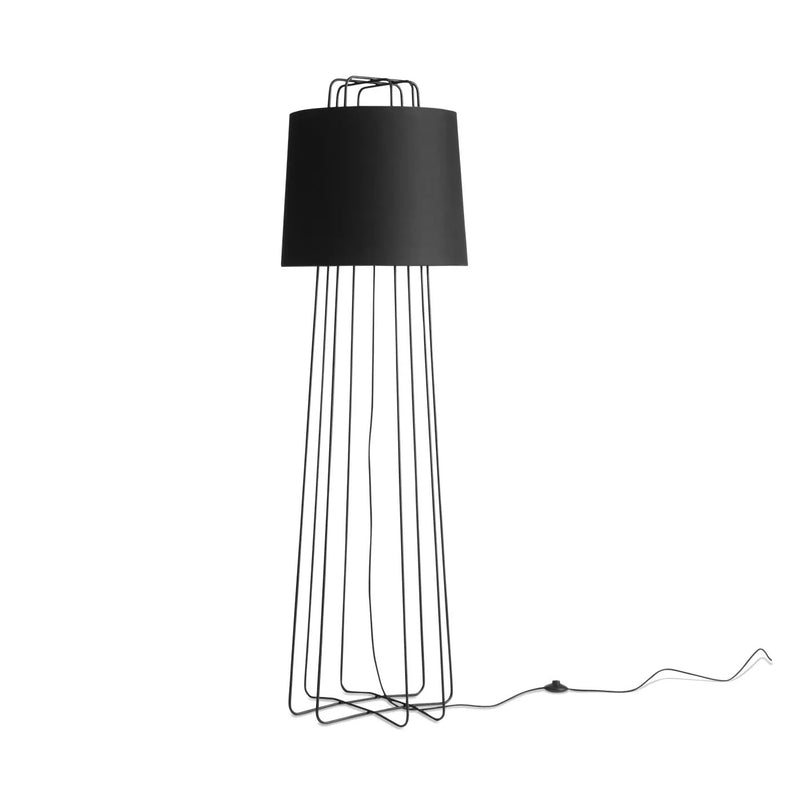 Perimeter Floor Lamp in Black