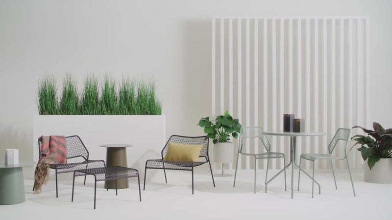 Hot Mesh Chair in Simple Blue - Angle 2