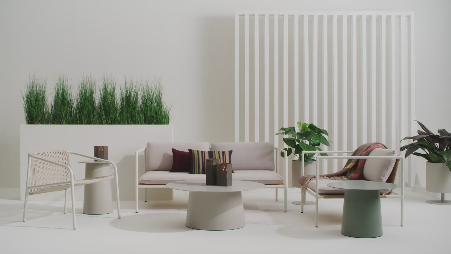 Dog Days Outdoor 2 Seat Sofa - Thumbnail 3