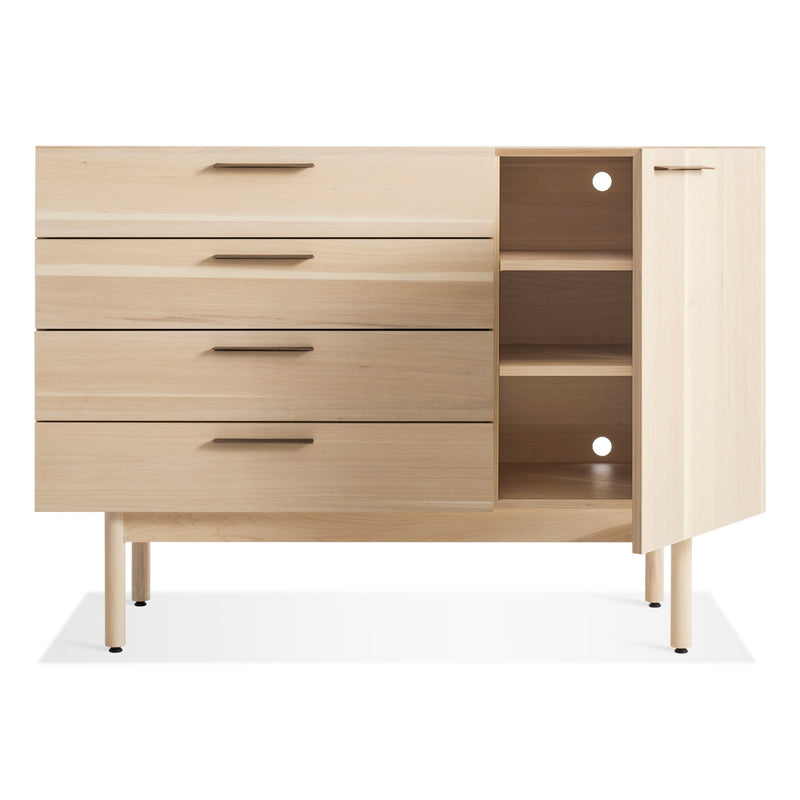 Shale 4 Drawer / 1 Door Credenza en Hickory
