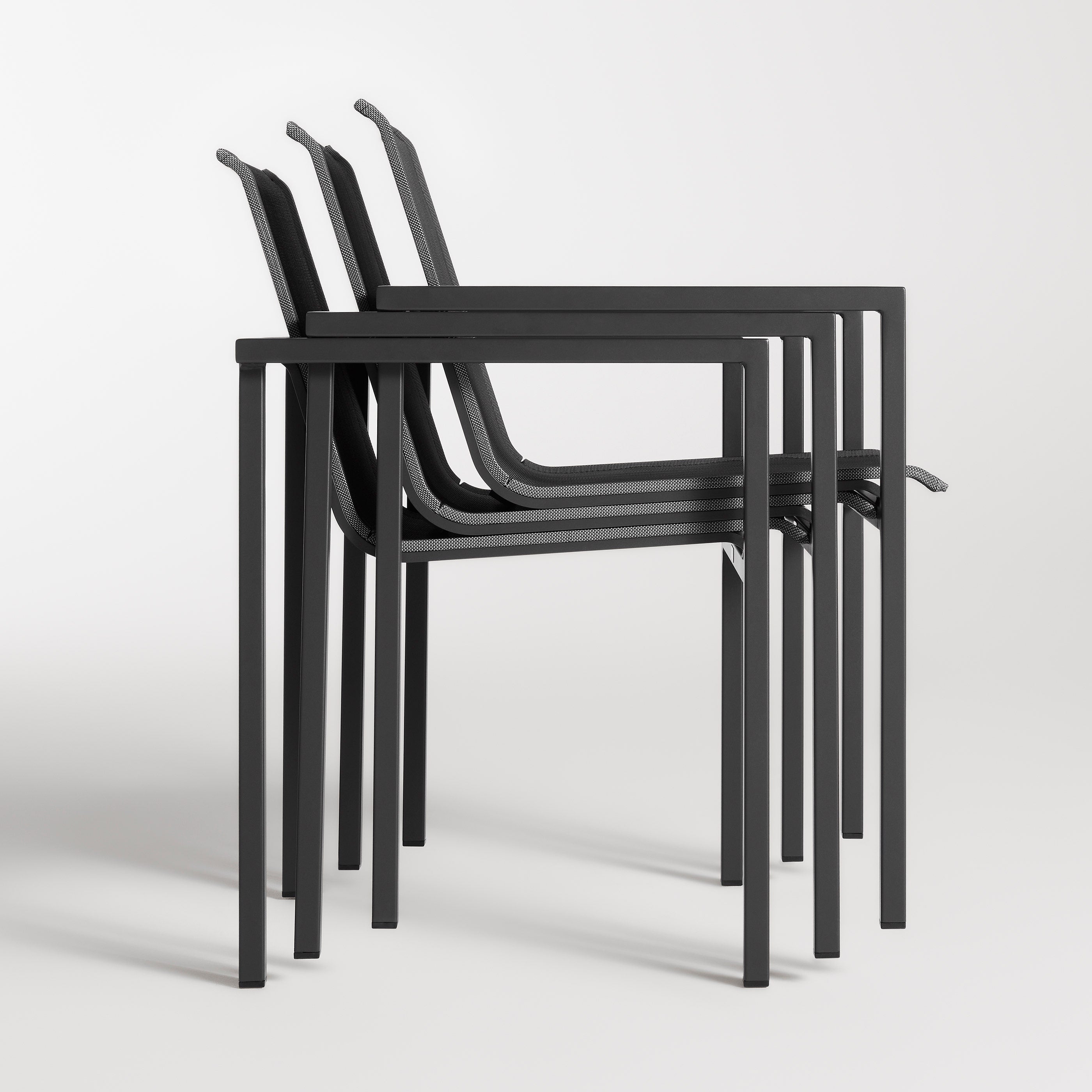 Skiff Outdoor Stacking Chair | Blu Dot