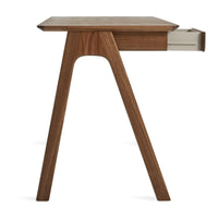 Stash Desk en Walnut - ángulo 6