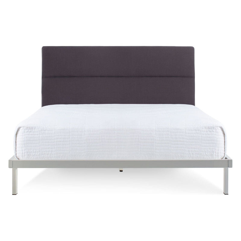 Station Bed in Iron