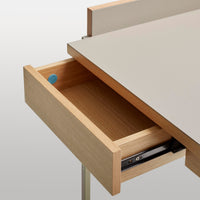 Tabloid Desk en White Oak / Putty - ángulo 13