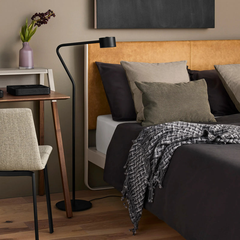 Verge Floor Lamp in Putty