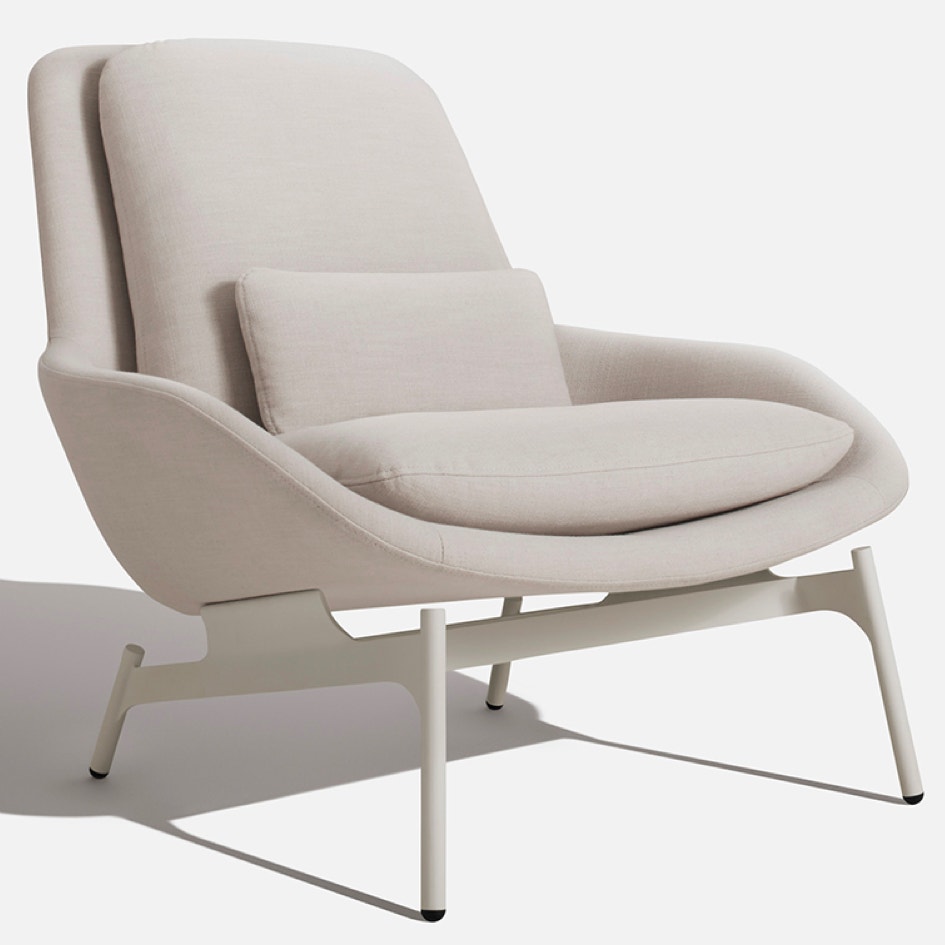 Field Lounge Chair