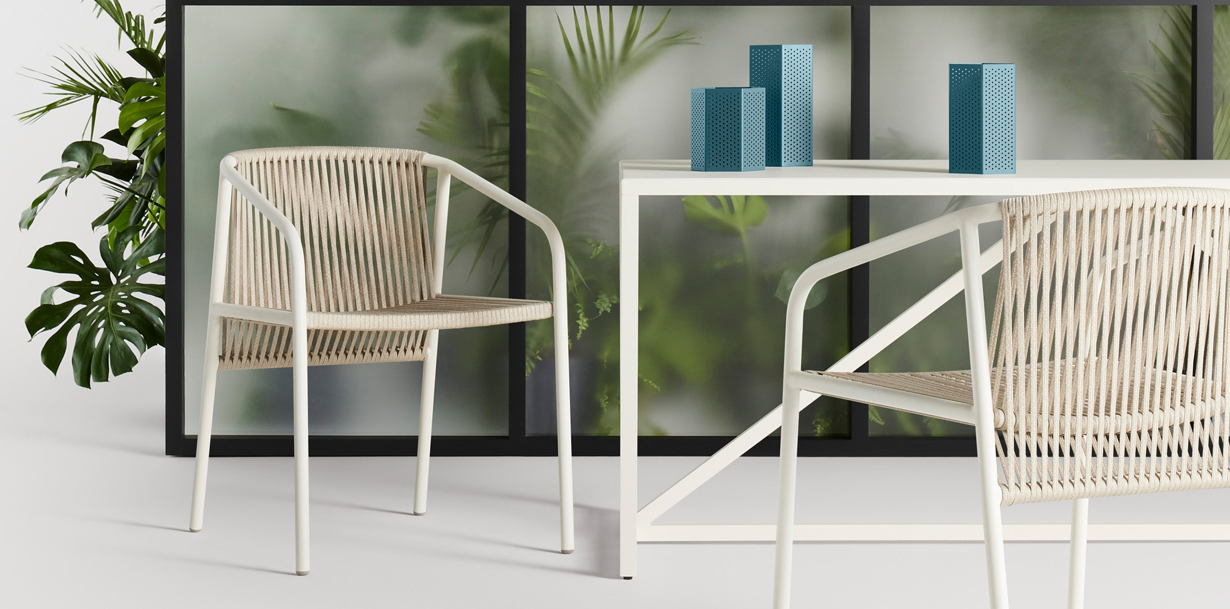 Blu dot outdoor lounge sales chair