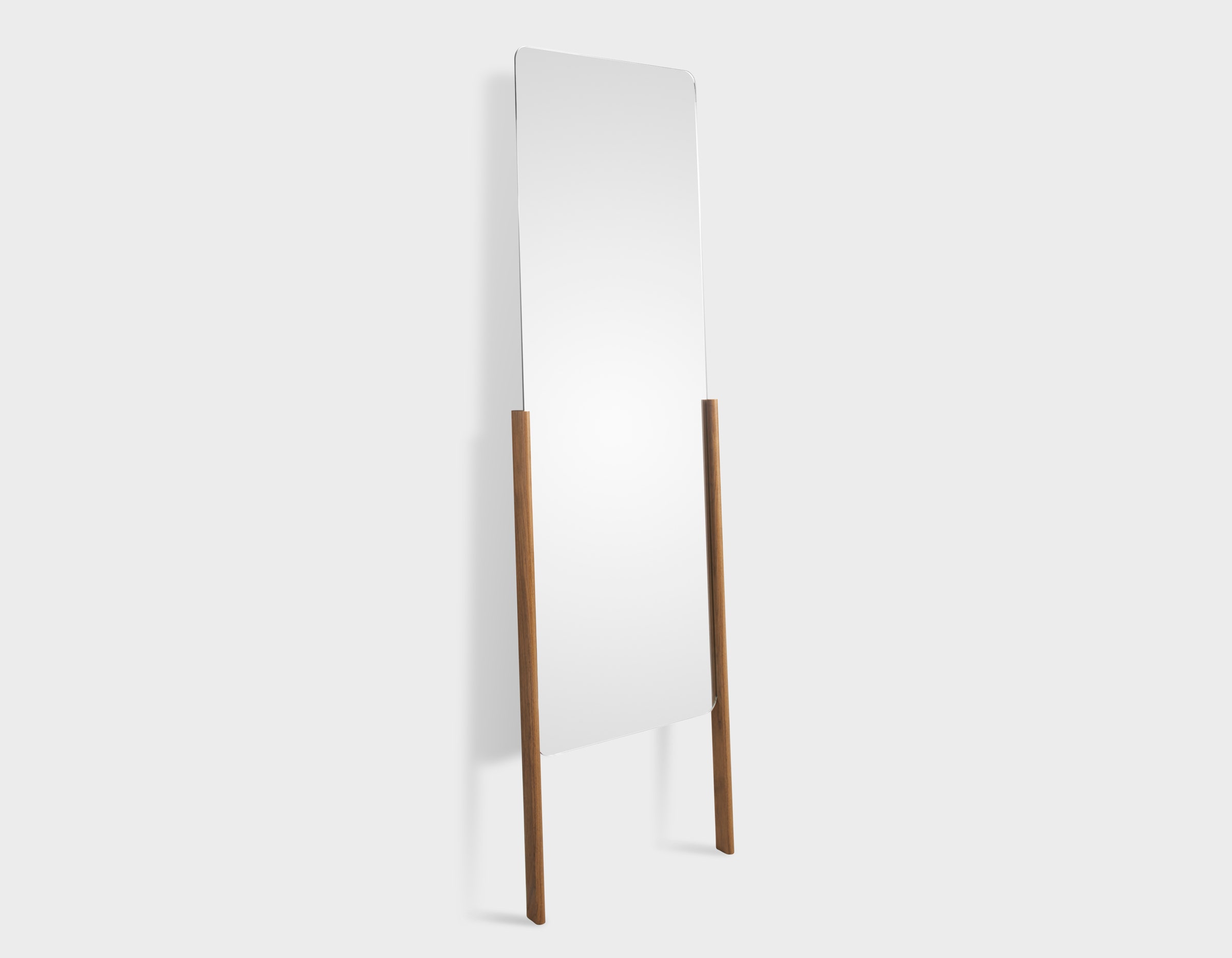 TDH Leaning Mirror