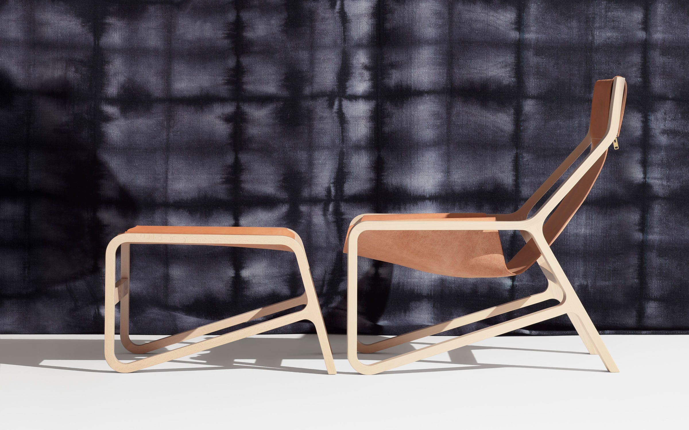 Blu dot leather chair sales